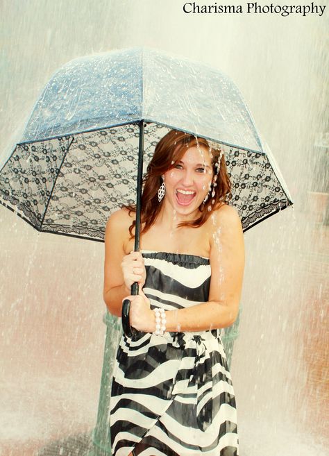 Senior Pictures - umbrella in the rain pic... shouldn't be hard to find rainy day LOL Rain Pic, Umbrella Photoshoot, Umbrella In The Rain, Senior Photography Poses, Photography Day, Under My Umbrella, Senior Pictures Poses, Capturing Moments, Pic Pose