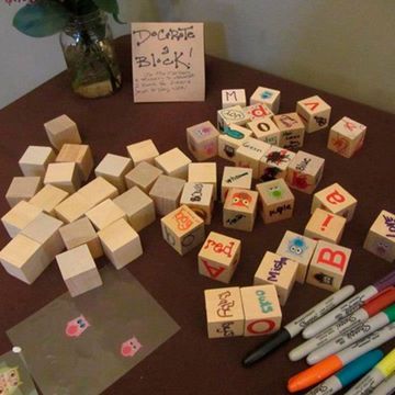 ABC Blocks Baby Shower Game -- have everyone draw a letter out of the jar so you don't have multiples of one letter Decorate A Block, Baby Blocks Baby Shower, Shower Activities, Baby Shower Crafts, Fun Baby Shower Games, Baby Shower Inspiration, Cool Baby, Twins Baby Shower, Shower Bebe