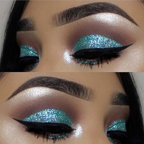 Eye makeup goals!✨ @vemakeup713 so stunning with Sparkling Powder in [Mystic Wave]✨ #jcatbeauty #sparkling #glitter #makeupjunkie Blue Glitter Eye Makeup, Glitter Wallpaper Iphone, Quinceanera Makeup, Amazing Eyes, Glitter Eye Makeup, Beauty Make-up, Beautiful Eye Makeup, Colorful Eye Makeup, Eye Makeup Ideas