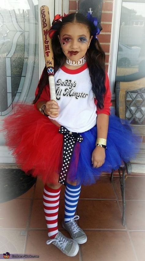 Harley Quinn Costume Kids, Costume Diy Ideas, Harley Quinn Diy, Girls Harley Quinn Costume, Harley Quinn Costume Diy, Halloween Costume Last Minute, Costume Last Minute, Harlequin Costume, Harley Quinn Halloween Costume