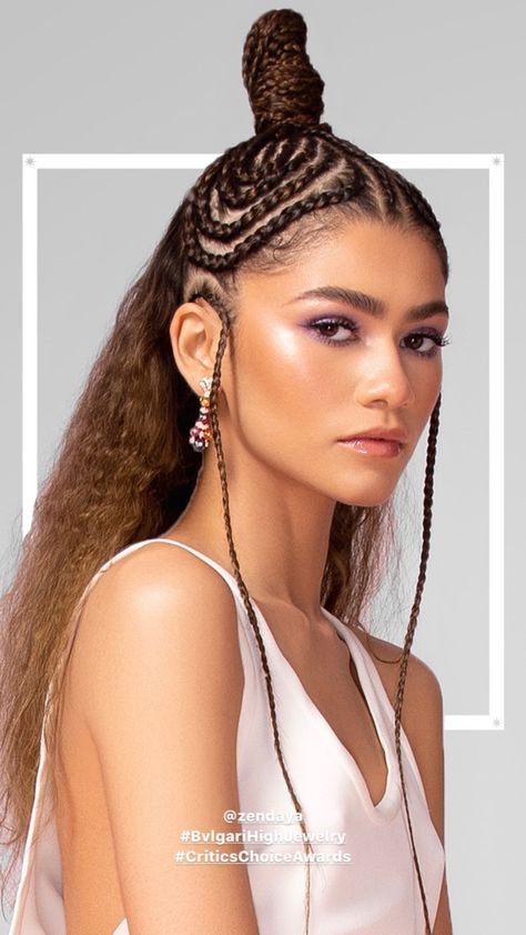 Swimwear Jewelry, Mixed People, Zendaya Style, Braid Hairstyle, Human Braiding Hair, Zendaya Coleman, Braiding Hair, Box Braids Hairstyles, Hair Waves