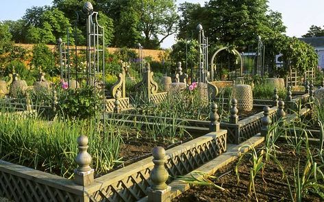 Garden Prepping, Estate Garden, Veg Garden, Big Garden, Vegetable Garden Design, Small Projects, French Garden, Design Challenge, Garden Structures