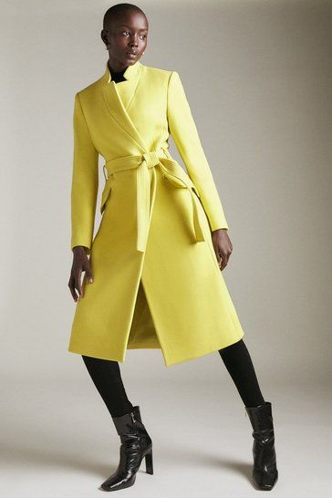 Designer Coats For Women, Luxe Design, Monochromatic Outfit, Coat Trends, Soft Tailoring, Coat Outfit, Women Coats, Camel Coat, Belted Coat