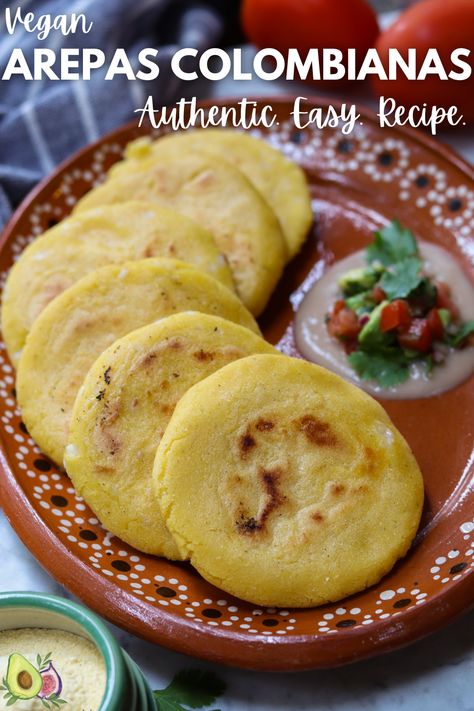 Arepa Recipe, Cheap Vegan Meal Plan, Arepas Recipe, Cheap Vegan Meals, Healthy Vegan Dinner Recipes, Best Vegan Desserts, Healthy Vegan Dinner, Plant Based Recipes Easy, Vegan Mexican Recipes