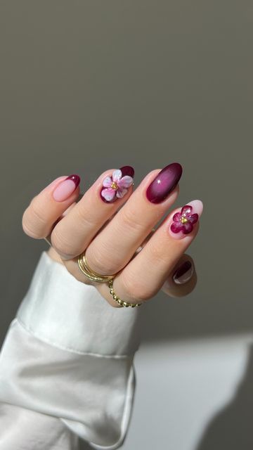 Aistė Haas on Instagram: "🍇🌸🍷 even though mentally I’m still in summer mode, it’s almost that time of year when we start wearing deep red and burgundy shades 🙂‍↔️  *products used are linked on my amzn in the bio   inspired by @gelxbysum  _____ *affiliate #rednails #burgundynails #darknails #fallnails #maroonnails #nails #nailinspo #nailtutorials #diynails 3D nails flower nails floral nails aura ombre gradient almond nails" Burgundy Flower Nails, Burgundy Aura Nails, Nails Aura, Burgundy Shades, Nails Floral, Aura Nails, Nails Flower, Maroon Nails, Ombre Gradient