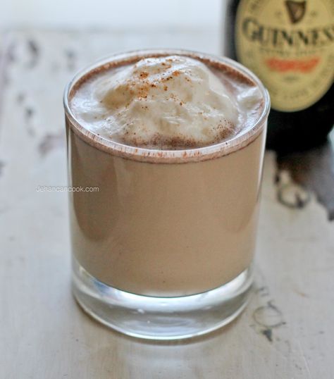 Jamaican Guinness Punch Jamaican Punch, Guinness Punch Recipe, Guinness Punch, Jamaican Drinks, Peanut Punch, Guinness Cocktail, Guinness Beef Stew, Guinness Cake, Jamaica Food