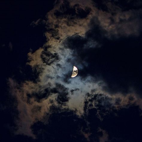 Half Moon Photography, Half Moon Aesthetic, Moon Behind Clouds, Thuringia Germany, Beautiful Moon Pictures, Moon Phases Art, Moon Clouds, Moon Photos, Moon Pictures