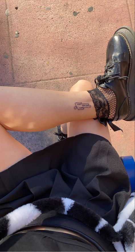 Blosh Billie Tattoo, Billie Eilish Hand Tattoo, Blohsh Tattoo Ideas, Billie Eilish Related Tattoos, Your Power Billie Eilish Tattoo, Billie Eilish Themed Tattoos, Blohsh Tattoo, Billie Eillish Tatoos, Hit Me Hard And Soft Billie Eilish Tattoo