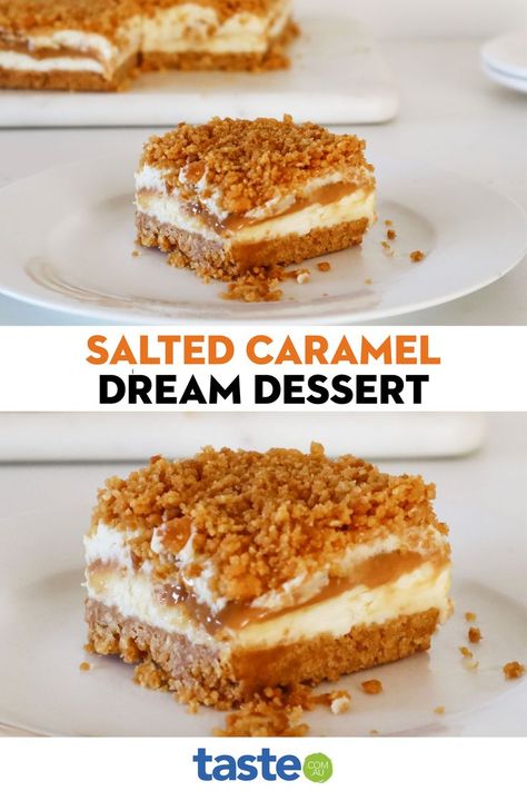 Salted Caramel Crumble, Cheesecake Base, Caramel Cheesecake Recipes, Caramel Dessert, Salted Caramel Recipes, Dream Dessert, Dessert To Make, Caramel Desserts, Buttery Biscuits