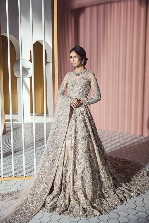 AMOUR D'ÉTÉ – Suffuse Wedding Dresses Asian, Pakistani Gown, Dresses Asian, Pakistani Bridal Lehenga, Lehenga Dress, Walima Dress, Desi Wedding Dresses, Asian Bridal Dresses, Asian Wedding Dress