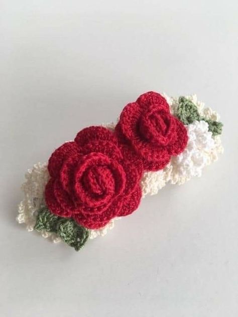 Crochet Hair Clip, Rose Crochet, Work Pattern, Crochet Rose, Crochet Hair, Hand Work, Diy Easy, Free Crochet, Crochet