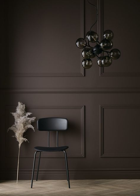 bfa8e6b19bb7619d_org Brown Office Decor, Dark Brown Room, Ruangan Studio, Dark Brown Walls, Brown Rooms, Brown Wall, Office Inspo, Brown Walls, Dark Wall