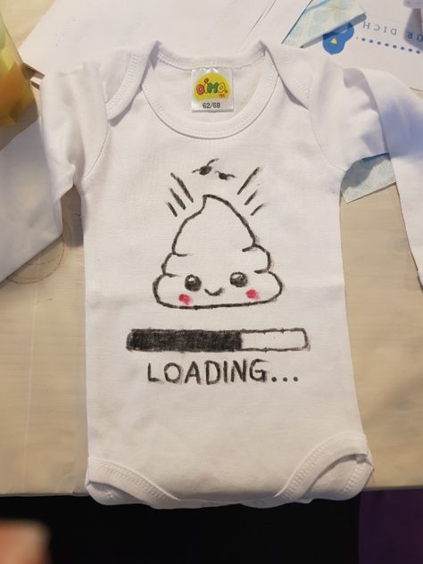 Baby Onesie Painting Ideas, Painting Baby Onesies Diy, Onsie Painting Ideas, Onesie Painting Ideas, Idea To Paint, Baby Onesies Diy, Baby Painting, Diy Vetement, Modern Baby Shower