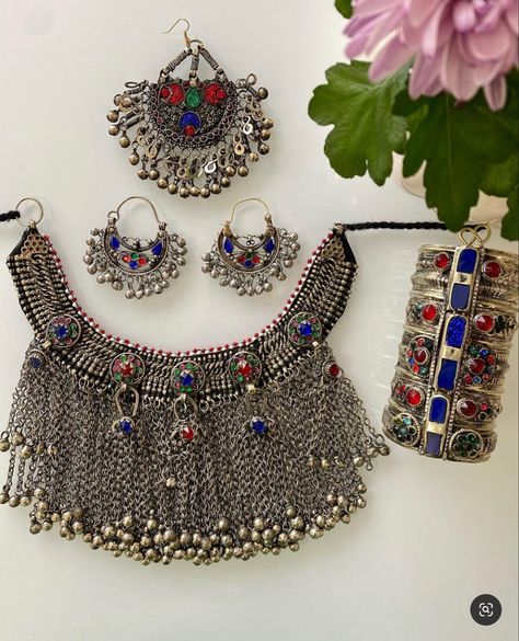 Afghani Culture, Vintage Afghanistan, Afghani Jewelry, Afghan Jewellery, Pakistani Wear, Afghani Dresses, Oxidized Jewellery, Afghani Clothes, Afghan Girl