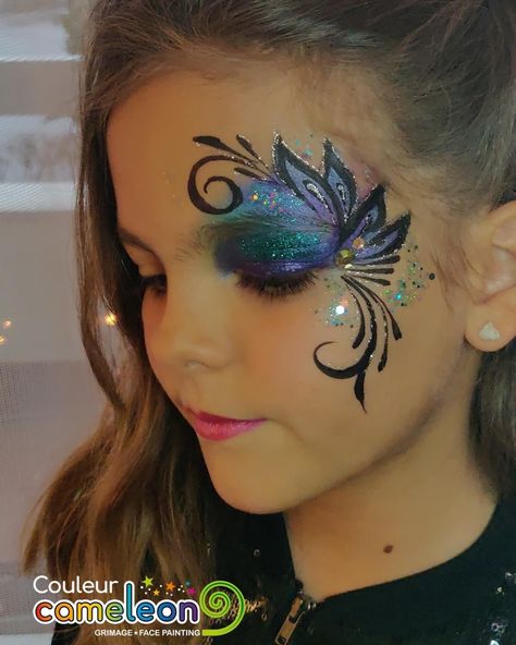 Makeup Artist Humor, Face Painting Unicorn, Eye Face Painting, Fairy Face Paint, Festival Face Paint, Butterfly Face Paint, Make Carnaval, Christmas Face Painting, Girl Face Painting