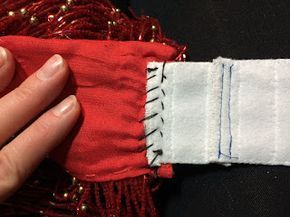 simple way to make a #bellydance belt adjustable using bra extenders Belly Dance Costumes Diy, Dance Diy, Belly Dance Bra, Belly Dance Belt, Dance Belt, Bra Extender, Recycled Art Projects, Sewing 101, Off The Hook