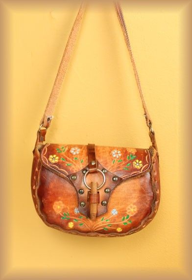 Yep! I had one! Totally 70's! Hand Painted Leather Bag, Painted Leather Bag, Floral Handbags, Hand Painted Leather, Retro Mode, Leather Floral, Vintage Memory, Love Vintage, Hand Tooled Leather