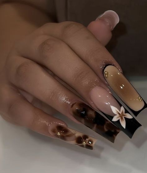 Short Baddie Fall Nails, Cute Nails Acrylic Fall Theme, Square November Nails, Winter Nails Squoval, Brown Long Nails Design, Square Winter Acrylic Nails, Cute Brown Nail Designs, Nails Autumn Square, Fall Nail Inspo 2024 Square