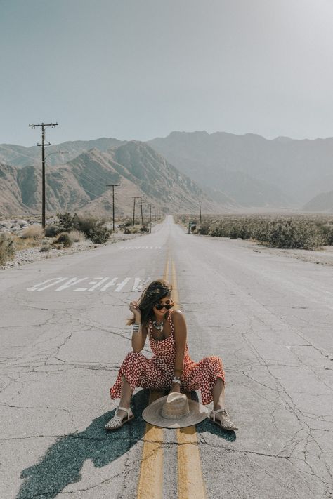 Sara of Collage Vintage wearing Faithfull x Revolve jumpsuit Desert Photoshoot Ideas, Feminine Website Design, Desert Photoshoot, Joshua Tree California, Palm Spring, Solo Photo, Bohemian Aesthetic, Winter Photos, Big Hat