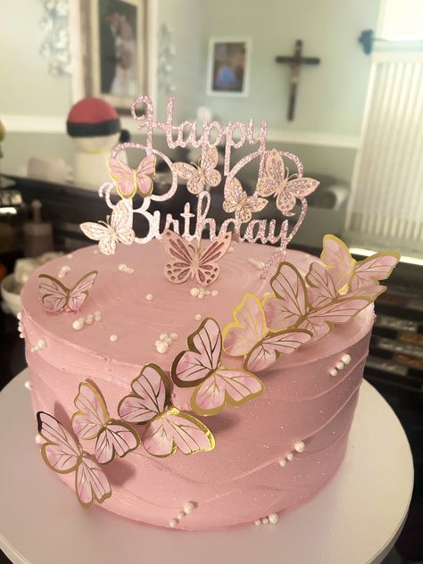 Pink And Purple Cake Ideas Simple, Pink Cake With Butterflies, Pink Drip Cake, 21st Birthday Pictures, Drip Cake Recipes, Dark Skin Makeup Tutorial, Cake Pop Decorating, Purple Cakes, Butterfly Cakes