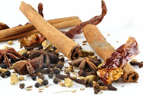 A Sweet Spice Mix For Spring - WishGarden Herbs Rempah Rempah, Healthy Fridge, Sandalwood Fragrance, Car Oil, Diffuser Oil, Christmas Spices, Chinese Herbs, Cinnamon Spice, Cooking Ingredients