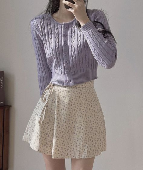 Lilac Outfit Aesthetic, Light Purple Outfit, Lilac Coquette, Cottagecore Outfits Aesthetic, Lilac Outfits, Himekaji Outfits, Gamine Outfits, Lavender Outfit, Soft Feminine Outfits