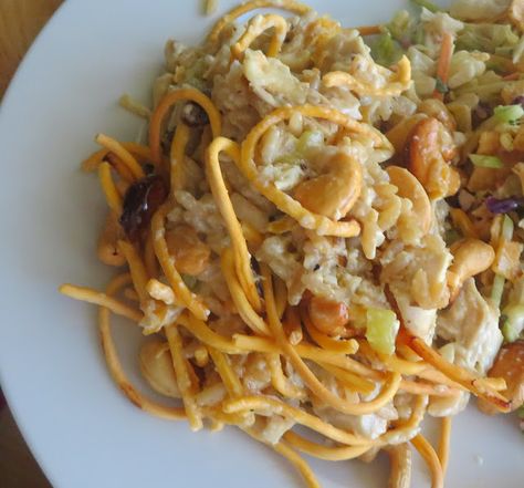 Grandma's Chinese Chicken Casserole Chowmein Hotdish Casserole Recipes, Chicken Casserole With Chow Mein Noodles, Chinese Chicken Casserole Recipes, Chicken Chow Mein Casserole, Chinese Chicken Casserole, Chinese Hot Dish, Chinese Casserole Recipes, Chinese Casserole, Chinese Rice Recipe