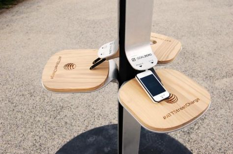 goal zero teams up with AT&T and Pensa to create solar charging stations in NYC Phone Kiosk, Solar Charging Station, Mobile Charging Station, Phone Charging Stations, Solar Power Charger, Phone Charging Station, Mobile Charging, Solar Power Diy, Ville New York