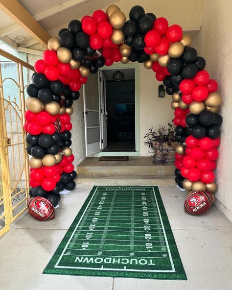 Created a clean and classic setup for a surprise 49ers birthday celebration! Loved bringing this vision to life for a thoughtful wife and her die-hard Niner fan husband. 🏈 #49ersbirthday #eventbytiffanynichole #elkgroveevents #vallejoballoons Bday Party For Men, 49ers Birthday Party Decorations, 49ers Party Ideas, 49ers Birthday Party, 49ers Birthday, 49ers Party, 49th Birthday, 49 Birthday, Die Hard