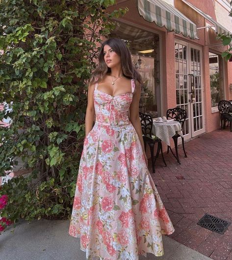 Pink Flower Dress Aesthetic, Princess Dress Ideas, Floral Summer Dress Long, Floral Corset Dress, Fairy Princess Dress, Cute Modest Outfits, Tulle Skirts, Floral Corset, Vintage Tea Party