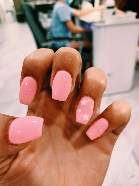 White Nails With Pink Stars, Banquet Nails, Pink Star Nails, Symbol Ideas, Mani Inspiration, Light Pink Nail Designs, Cute Pink Nails, Builder Gel Nails, Light Pink Nails