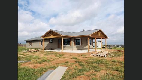 Concrete Porch On Mobile Home, Mobile Home Carport Ideas Double Wide, Mobile Home Wrap Around Porch, Manufactured Home Porch, Double Wide Remodel, Mountain Ideas, Trailer Renovation, Mobile Home Makeover, House Porch