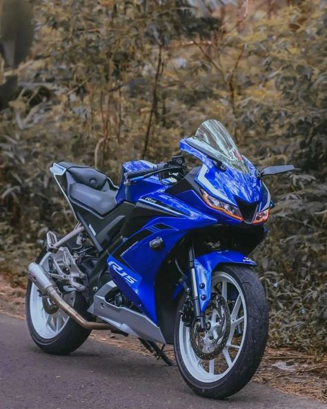 #yamaha #r15 #yamahar15 @yamaha @YamahaMotorUSA @yamahaoutdoors @ratrodbikes R15 V3 Blue, Wallpaper Backgrounds Aesthetic Iphone, Taylor Swift Laptop, R15 Yamaha, Biker Shorts Outfit Summer, R15 V3, Yamaha R15, Helmet Tattoo, Bike Couple