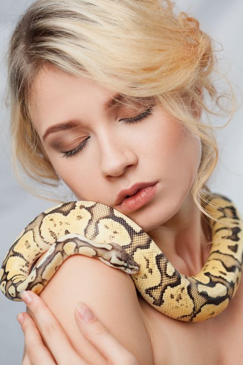 Woman Gives Snake Massage With Boa Constrictors | Allure A Snake Tattoo, Snake Photos, Snake Girl, Chest Tattoos For Women, Snake Art, Snake Tattoo, A Snake, Star Tattoos, Linnet