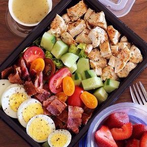 Here’s An Easy Lunch That Will Bring Colorful Vegetables To Your Meal Prep - Meal Prep on Fleek South Beach Diet Recipes, Fitness Meals, Meal Prep On Fleek, Easy Healthy Lunches, Colorful Vegetables, Prepped Lunches, Diet Vegetarian, Easy Lunch, Lunch Meal Prep