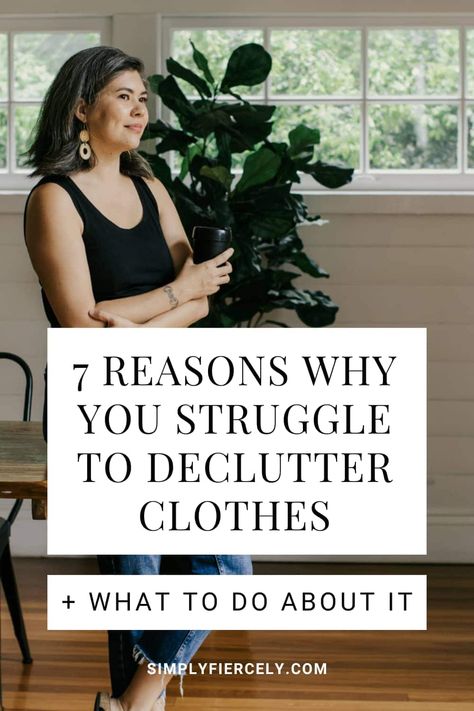 Clothes Declutter, Declutter Clothes, Decluttering Clothes, Cashmere Loungewear, Becoming Minimalist, Decluttering Inspiration, Decluttering Ideas, Minimalist Closet, Minimalism Lifestyle