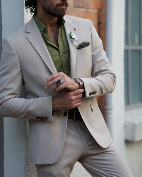 Step into elegance with Suitharbor's Beige Suit collection. Elevate your style game and stand out from the crowd. Visit Suitharbor.com now to explore more stunning options! #Suitharbor #BeigeSuit #EleganceRedefined #MensFashion #mensfashionstyle Notch Lapel Suit, Costume Beige, Beige Suit, Beige Suits, Suit Material, Looking Dapper, Tuxedo Jacket, Suit Up, Suit Fabric