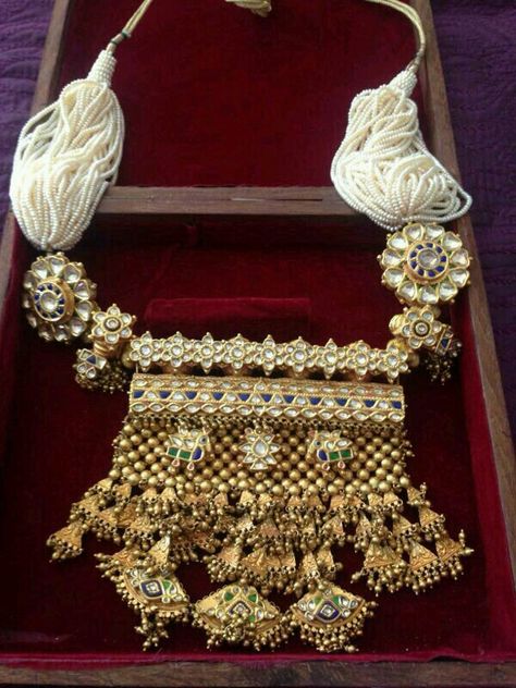 Rajasthani Jwellary Design, Rajasthani Jwellary, Rajasthani Gold Jewellery, Rajputi Jewellery, Kundan Work, Jewellery Necklaces, Silver Jewellery Indian, Antique Bridal Jewelry, Antique Jewelry Indian