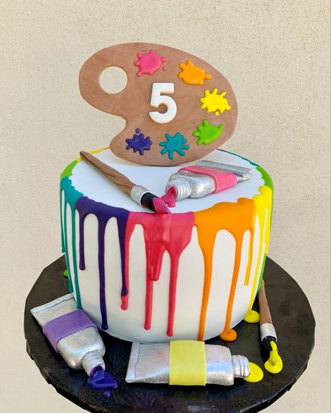 Paint Birthday Theme, Paint Birthday Cake Ideas, Art Bday Cake, Pottery Theme Cake, Painting Themed Party, 3rd Birthday Paint Party, Pottery Birthday Party Ideas, Painting Party Cake Ideas, Painting Birthday Cake Ideas