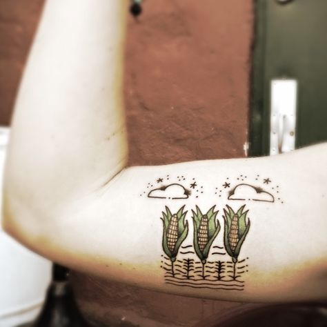 Corn and clouds tattoo. Tattoo by Rush of Enigma Tattoos. Farmers Tattoo Ideas, Corn Field Tattoo, Midwest Tattoo, Cj Tattoo, Corn Tattoo, Farmer Tattoo, Enigma Tattoo, Are Tattoos, Plant Tattoos