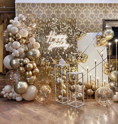 18th Party Ideas, 18th Birthday Party Themes, 18th Birthday Decorations, Happy Birthday Decor, Shimmer Wall, Birthday Wall, Birthday Party Theme Decorations, Golden Birthday, Birthday Balloon Decorations