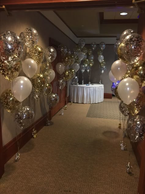 Prom Decorations Balloons, Glitter Glam Party Decorations, Glitz And Glam Party Decorations Sparkle, Neutral Bday Party Decorations, Sparkly Birthday Decorations, Gold And Silver Balloon Decor, Gold And Silver Decorations Party, Silver And Gold Decorations Party Ideas, Glitter And Glamour Party Decoration