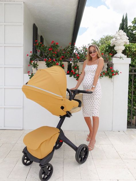 Stokke Stroller Xplory, Stokke Stroller, Stroller Storage, Stokke Xplory, Luxury Stroller, Stroller Reviews, Norwegian Design, Golden Yellow Color, Houston Fashion