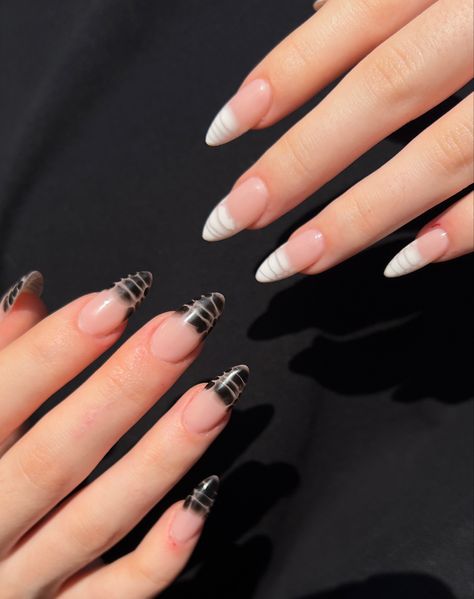 Crocidle French Tips Black, Crocodile Almond Nails, Black And White Croc Nails, Snake French Tip Nails, Black Snake Print Nails, Black Croc Nails, Croc French Tip Nails, Croc Print French Tip Nails, Snake Print Nails