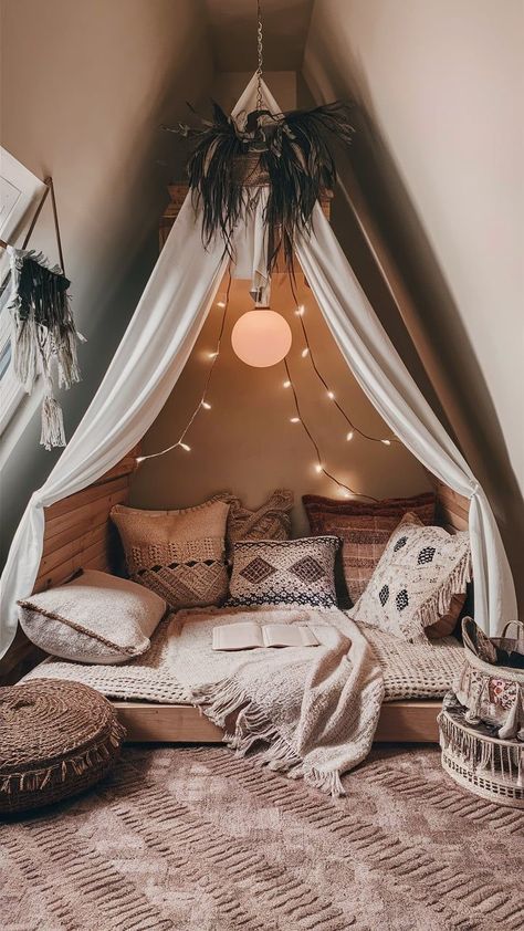 Featuring a floor cushion nook or daybed, a hanging light with a soft glow Boho Corner, Chill Spot, Boho Bedrooms, Boho Style Bedroom, Floor Sitting, Cozy Boho, Bedroom Corner, Style Bedroom, Bedroom Boho