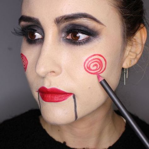 Halloween how-to: The Saw psycho makeup Jigsaw Costume Women, Saw Costume, Saw Makeup, Jigsaw Makeup, Fancy Dress Makeup, Halloween Makeup Diy Easy, Jigsaw Halloween, Mermaid Makeup Halloween, Devil Makeup