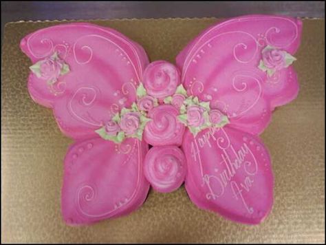 Butterfly cupcake cake! Butterfly Cupcake Cake, Flower Cupcake Cake, Fondant Butterfly, Cake Butterfly, Photo Butterfly, Unicorn Stuff, Birthday Butterfly, Pull Apart Cupcake Cake, Pull Apart Cake