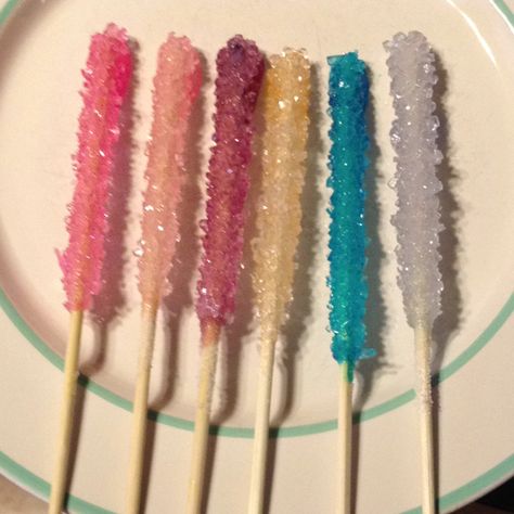 We tried the rock candy recipe! Easy, food and yummy!!! Rock Candy Aesthetic, Rock Candy Recipe Easy, Rock Candy Recipe, Bicycle Cafe, Rock Candy Sticks, Candy Decorations Diy, Easy Peasy Recipes, A Darker Shade Of Magic, Refreshing Snacks