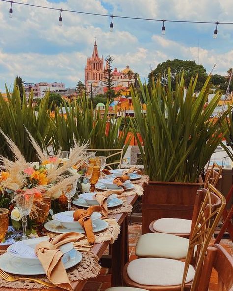 Feliciana Hotel on Instagram: "Love at first sight #SanMigueldeAllende #BoutiqueWedding #Guanajuato #SmallWedding #Rooftop #HotelFeliciana #Pool #Love #June" San Miguel Wedding Mexico, Latin Wedding, Mexican Inspired Wedding, Hacienda Wedding, October 4, Mexico Wedding, Wedding Boutique, Love At First, Love At First Sight