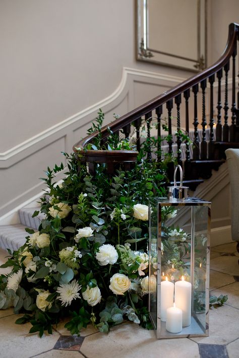 Manor House Wedding Decorations, Rockbeare Manor Wedding, Manor Wedding Decor, English Manor Wedding, Manor Staircase, Isle Flowers, Rockbeare Manor, Wedding Pallet, 2026 Wedding